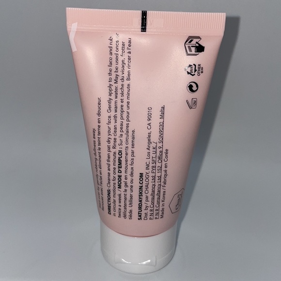 Saturday Skin rub-a-dub
REFINING PEEL GEL - Picture 3 of 9